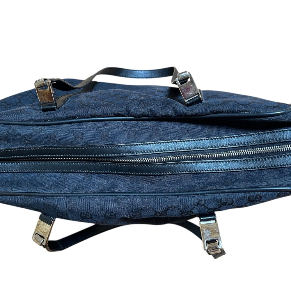 Gucci Authentic Black Weekend Travel Bag with Structured Design - Picture 6 of 16